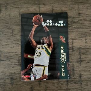 1995-96 HOOPS Ervin Johnson Seattle Supersonics #152 Basketball Card NBA